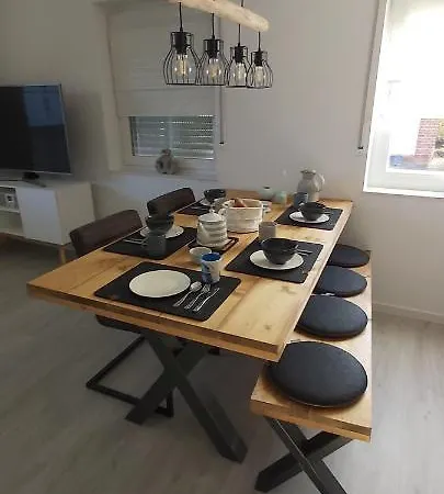 Hoppetosse Apartment *